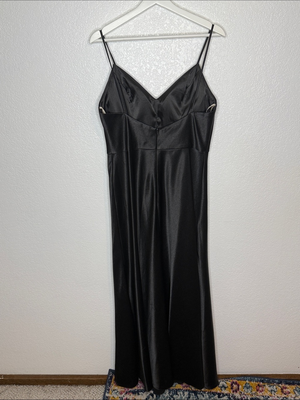 Jenny Yoo Black Dina Satin Bridesmaid Maxi Dress Size 12 Black Tie Formal - Picture 4 of 10